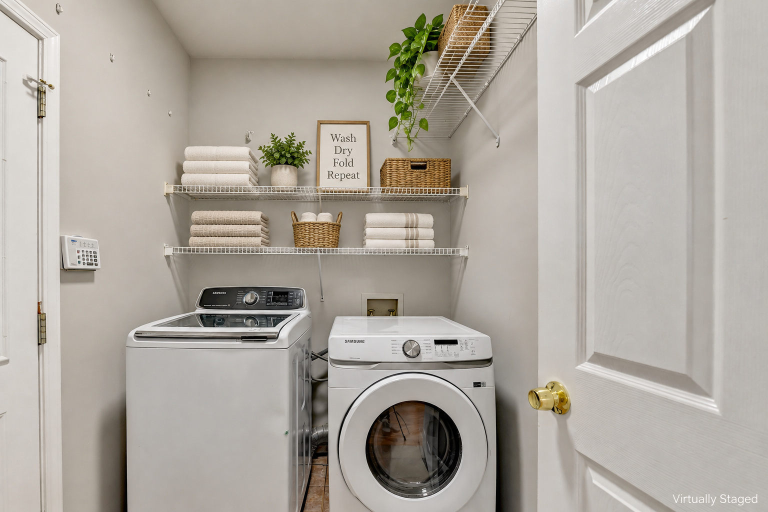 Laundry — virtually staged